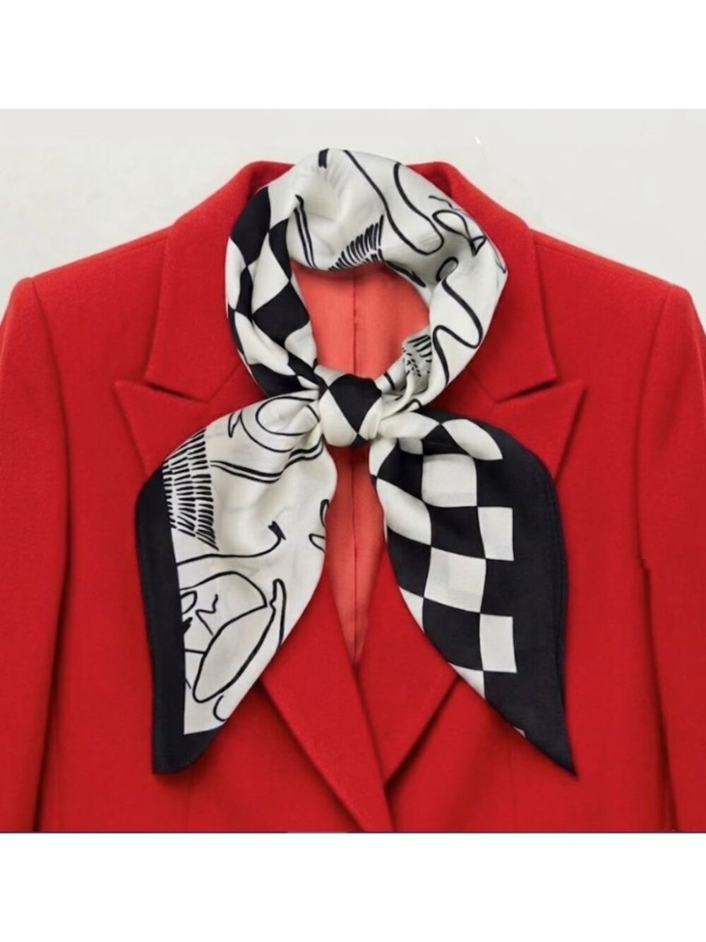 ⭐Black White Checkered Silky Satin Scarf Figural Print Luxury Square Fashion New - Picture 2 of 5